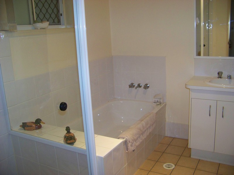 28 Glenn Street, Morayfield QLD 4506