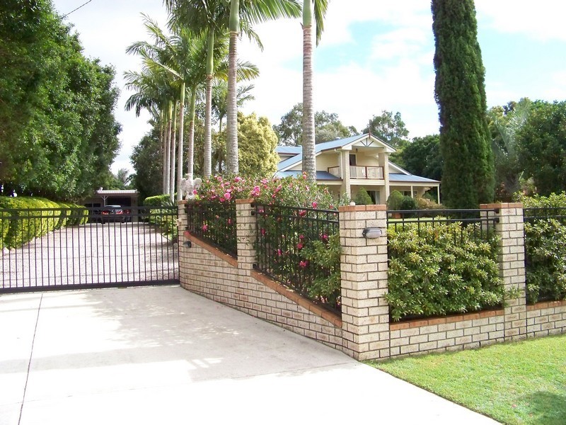 207 Bigmor Drive, Elimbah QLD 4516