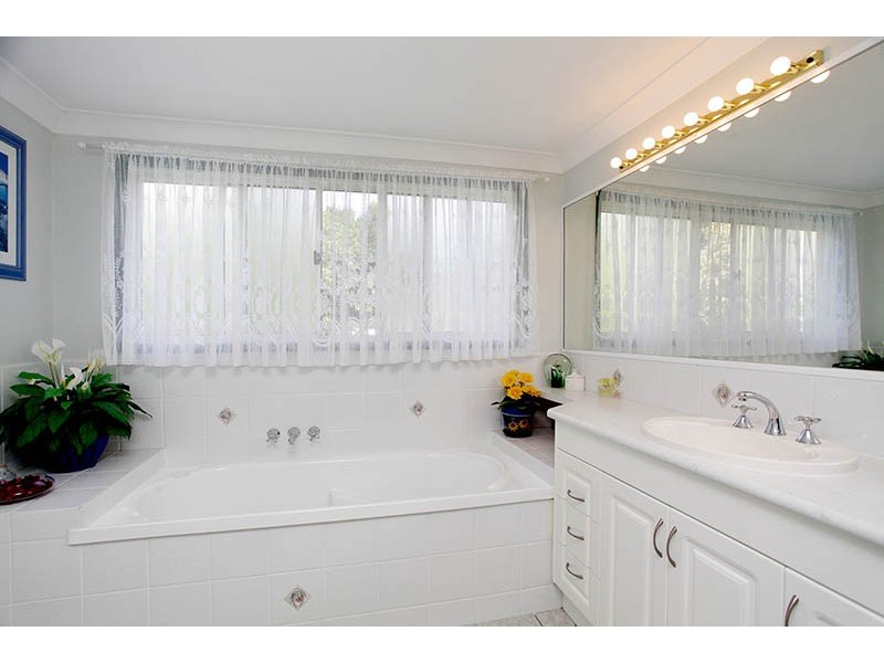 207 Bigmor Drive, Elimbah QLD 4516