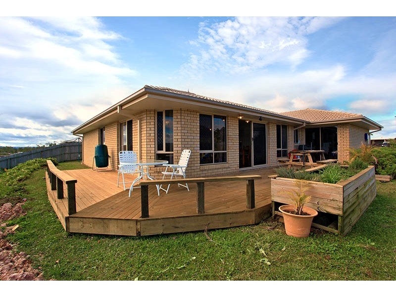 13-15 Allikea Place, D’aguilar QLD 4514