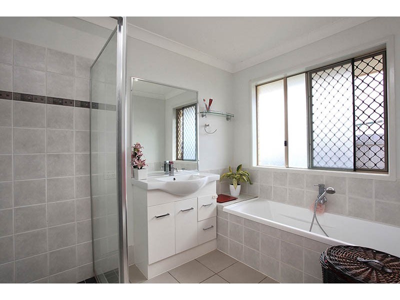 13-15 Allikea Place, D’aguilar QLD 4514