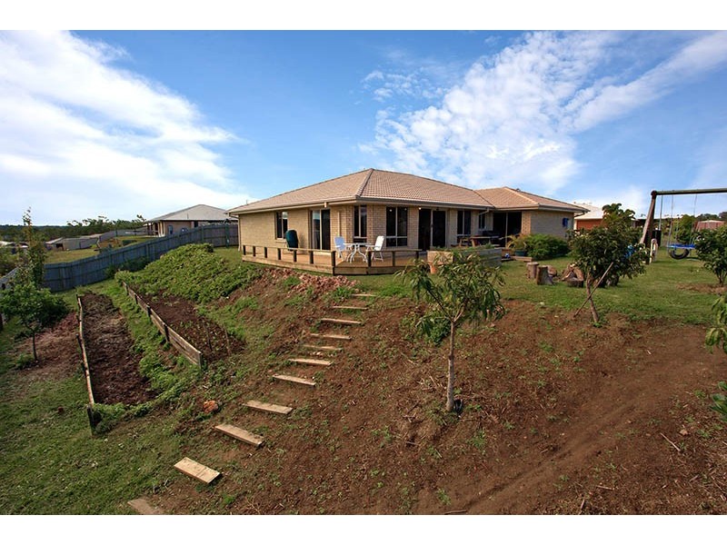 13-15 Allikea Place, D’aguilar QLD 4514