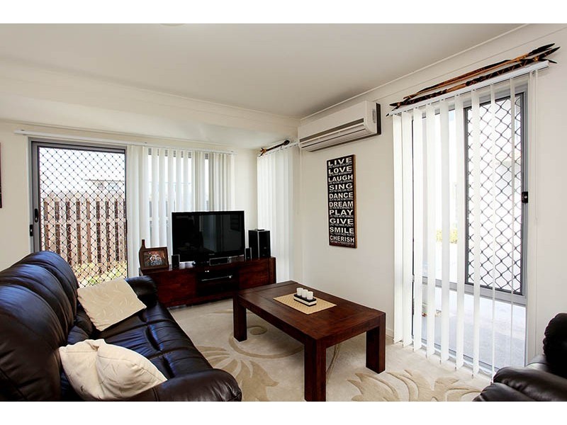 1/10 David Street, Burpengary QLD 4505