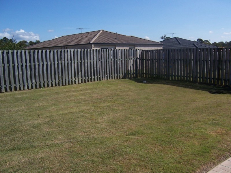 44 Maurice Avenue, Morayfield QLD 4506