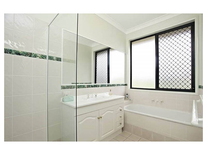 198-200 Alexandra Parade, Wamuran QLD 4512