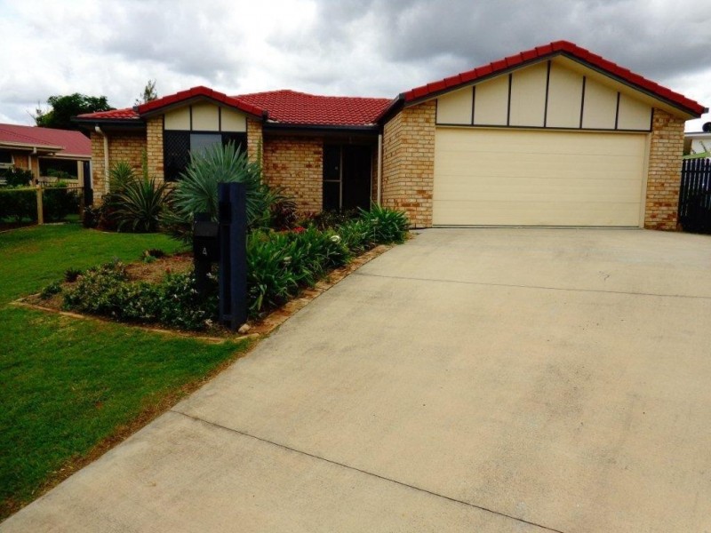 4 Oscar Court, Bellmere QLD 4510