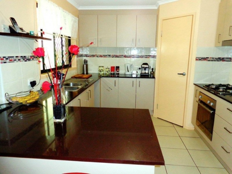 4 Oscar Court, Bellmere QLD 4510