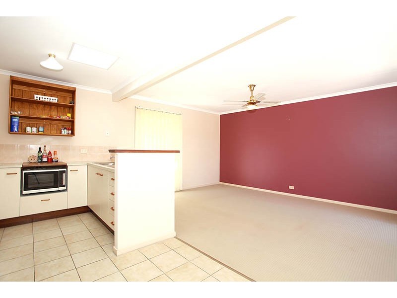 16 Deanne Court, Caboolture South QLD 4510