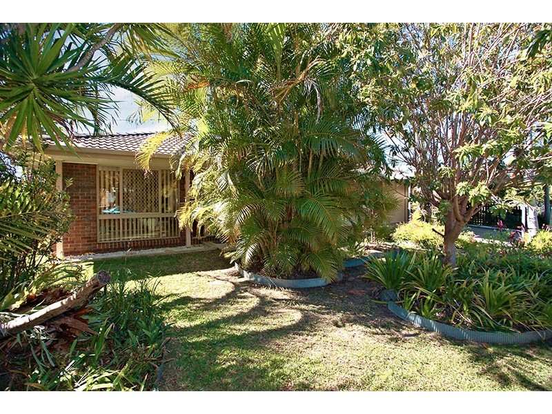 16 Deanne Court, Caboolture South QLD 4510