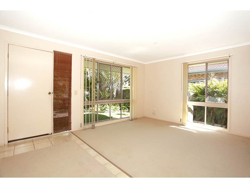 16 Deanne Court, Caboolture South QLD 4510