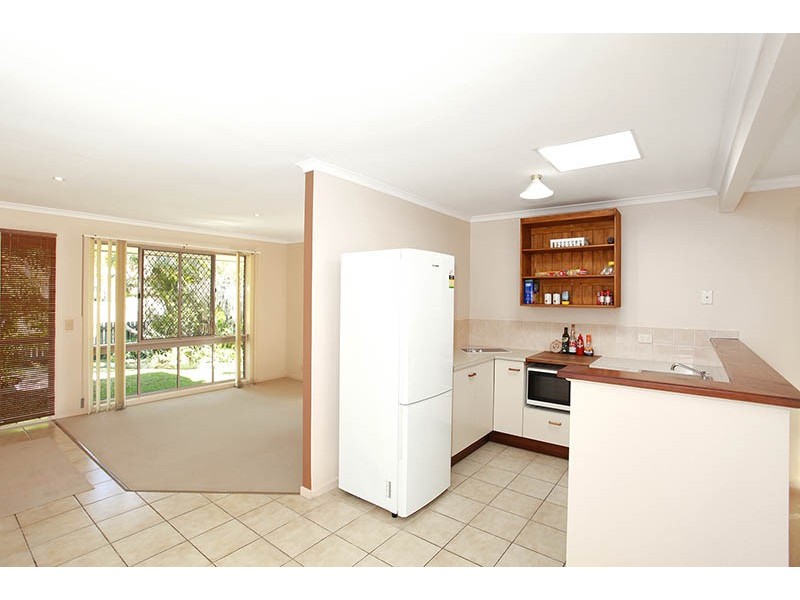 16 Deanne Court, Caboolture South QLD 4510