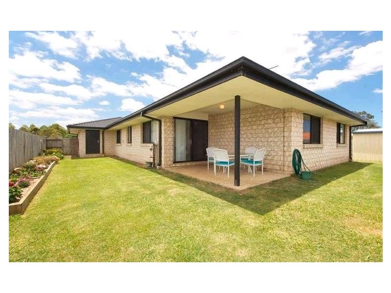 15 Julie Drive, Caboolture South QLD 4510