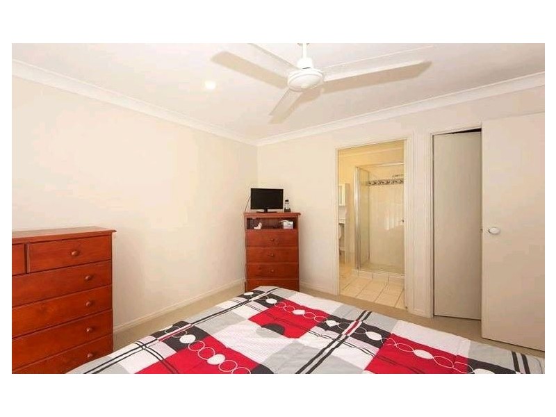 15 Julie Drive, Caboolture South QLD 4510