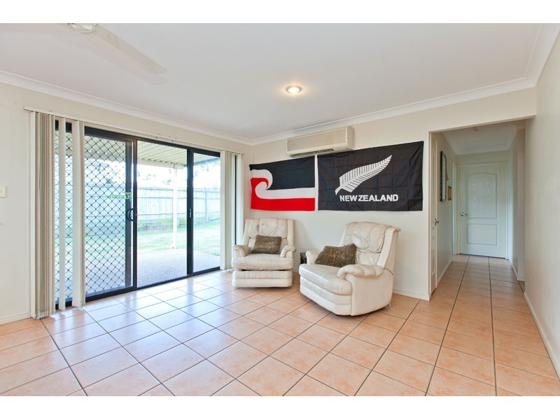 21 Summerhill Drive, Morayfield QLD 4506