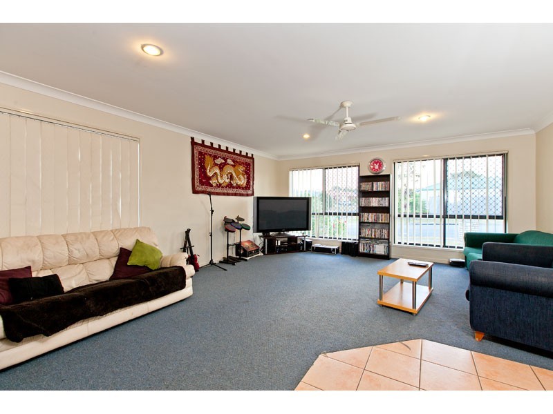 21 Summerhill Drive, Morayfield QLD 4506