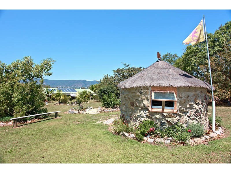 23 Shapland Drive, Woodford QLD 4514