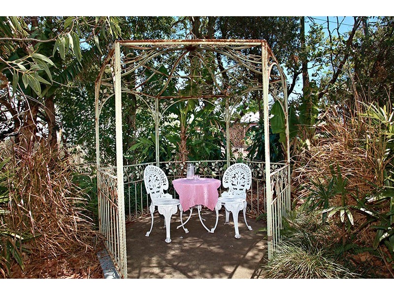 23 Shapland Drive, Woodford QLD 4514