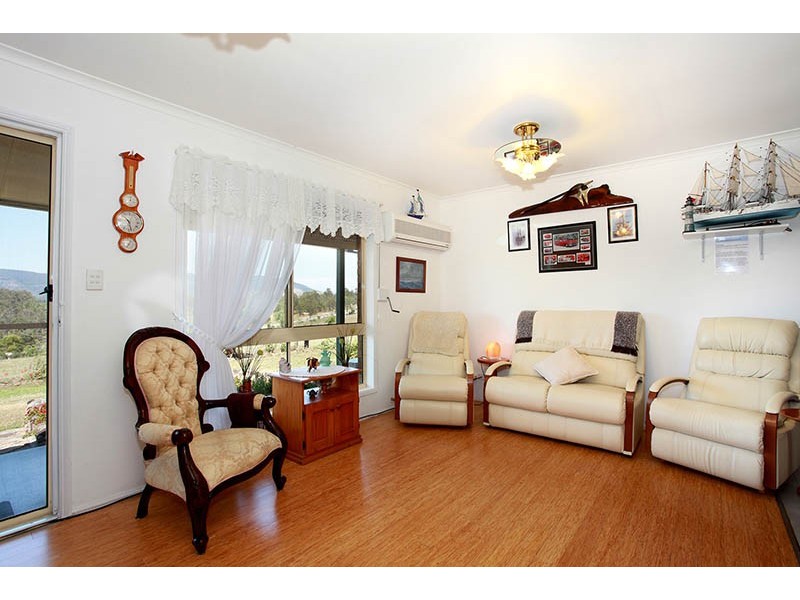 23 Shapland Drive, Woodford QLD 4514