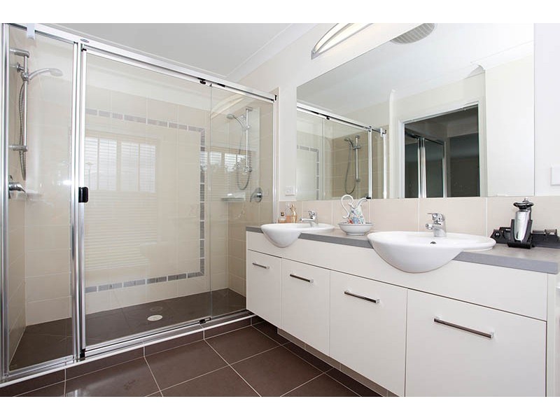 18 Koel Drive, Narangba QLD 4504