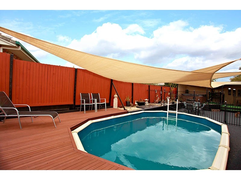 4 Beech Drive, Morayfield QLD 4506