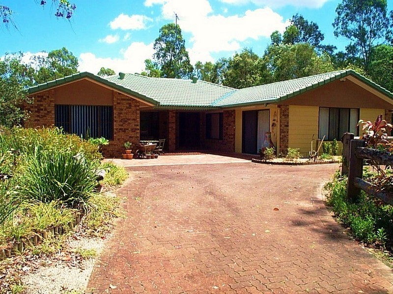 76 Waterside Drive, Wamuran QLD 4512