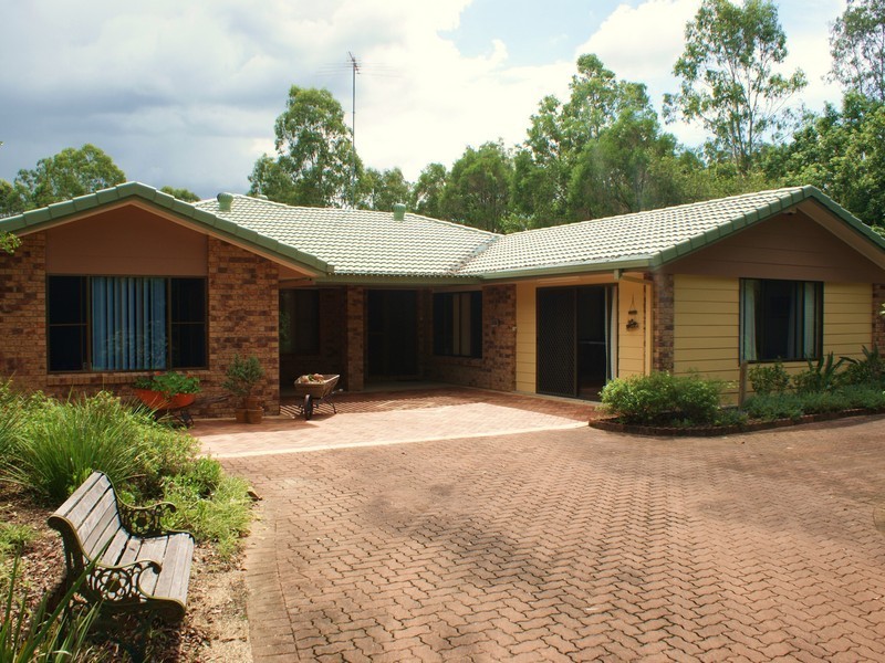 76 Waterside Drive, Wamuran QLD 4512