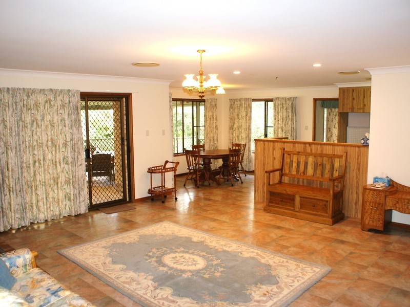 76 Waterside Drive, Wamuran QLD 4512