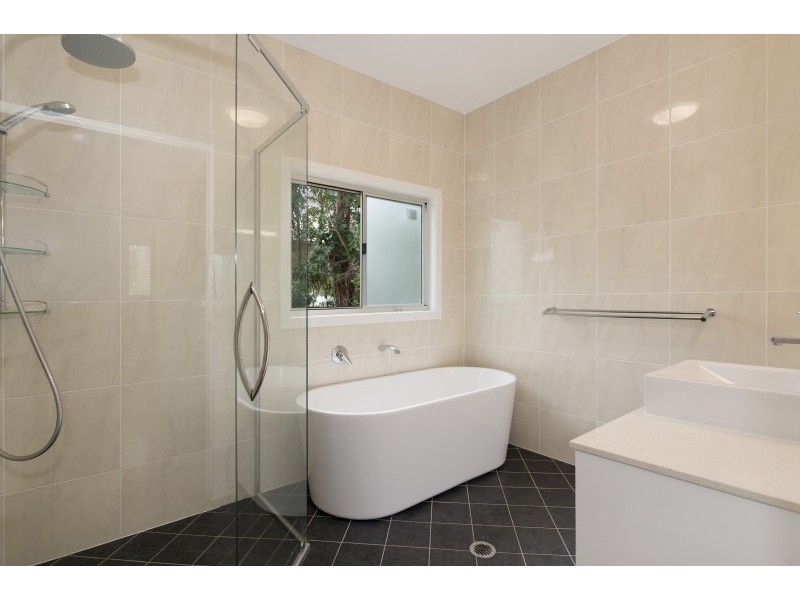 29 Coronation Avenue, Beachmere QLD 4510