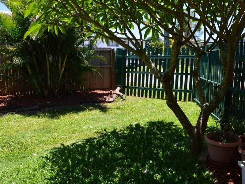 4 Garnet Crescent, Caboolture QLD 4510