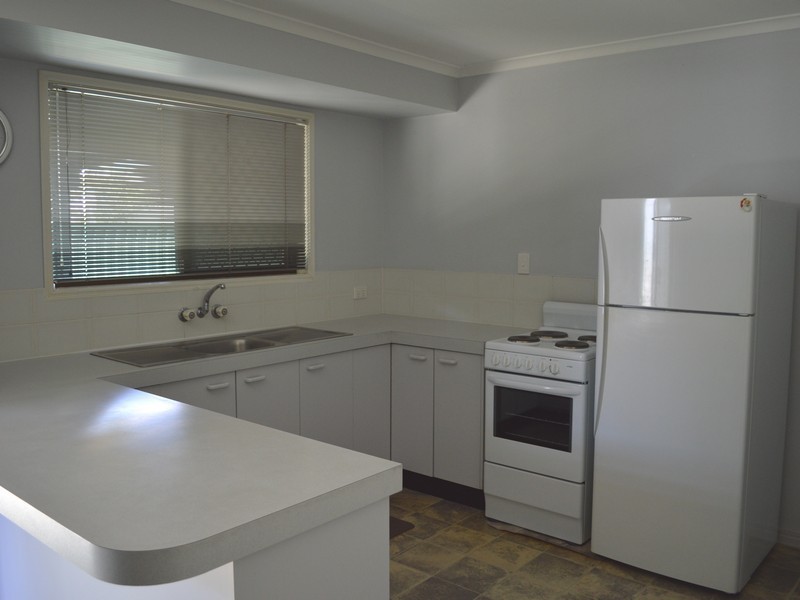 2 Riviera Court, Morayfield QLD 4506