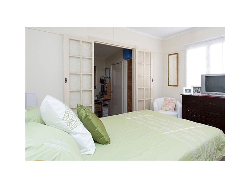 30 Bishop Parade, Toorbul QLD 4510