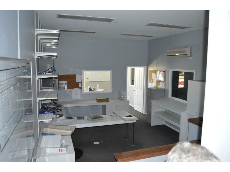 Unit 8, 10-12 Cerium Street, Narangba QLD 4504