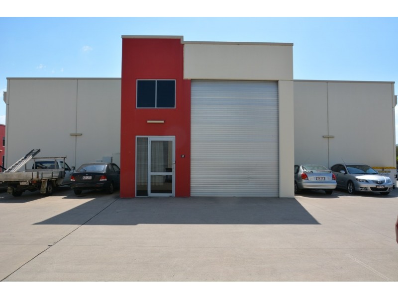 Unit 27, 22 Cessna Drive, Caboolture QLD 4510