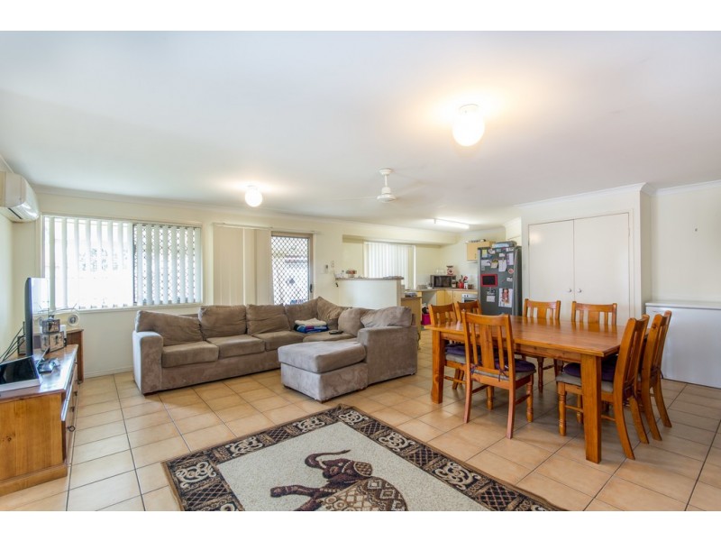 16 Glenn Street, Morayfield QLD 4506