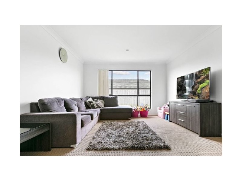 18 Parkview Street, Morayfield QLD 4506