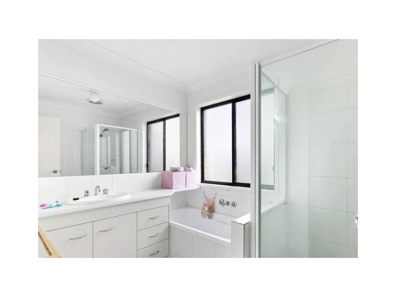 18 Parkview Street, Morayfield QLD 4506