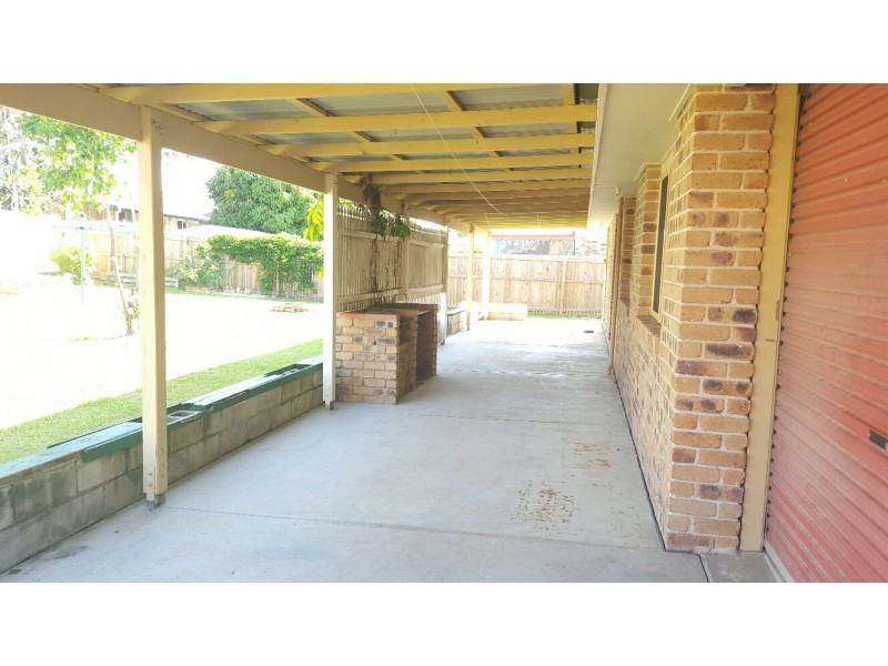 31 Crestwood Drive, Morayfield QLD 4506