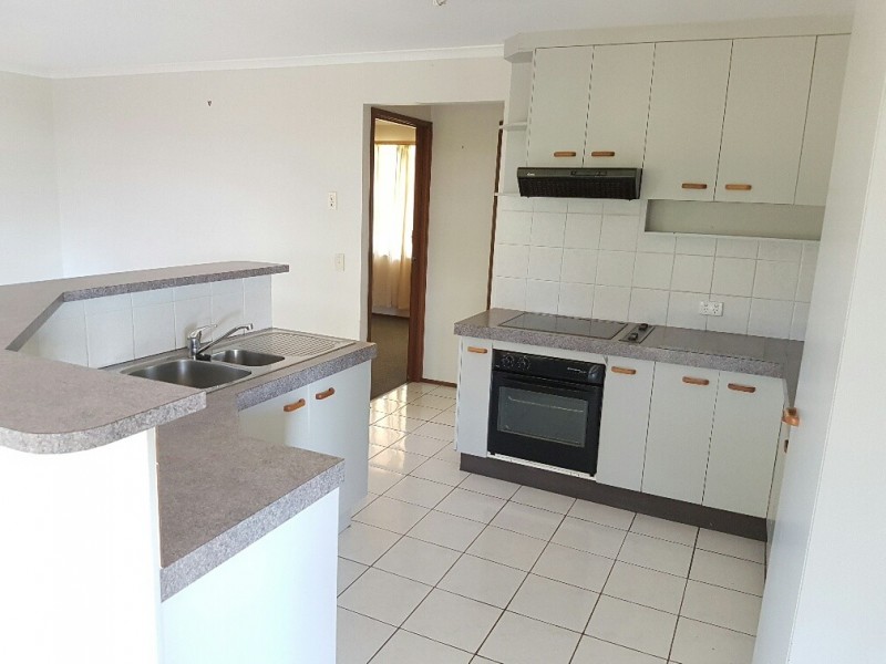 4 Streeton Court, Morayfield QLD 4506