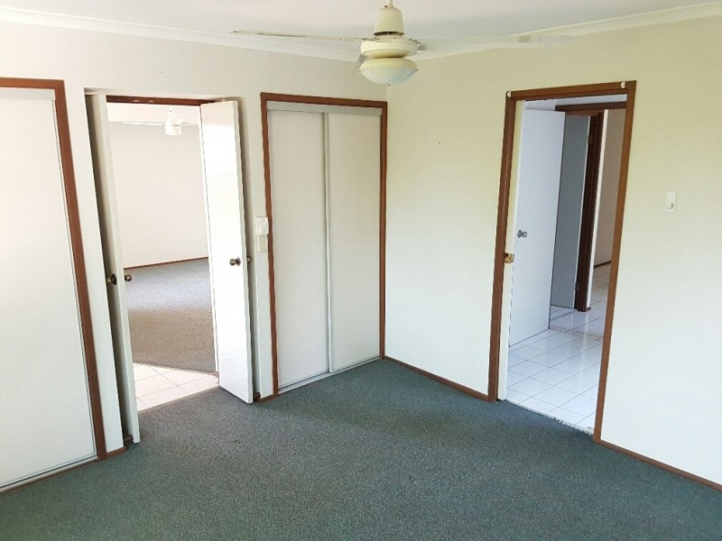 4 Streeton Court, Morayfield QLD 4506