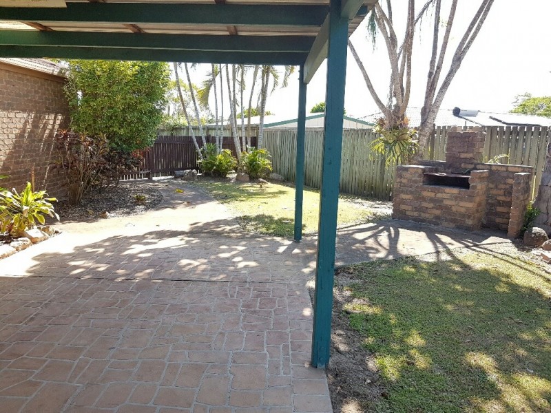 4 Streeton Court, Morayfield QLD 4506