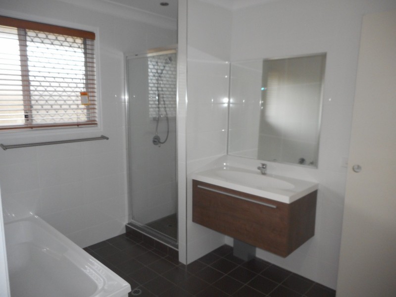 10 Whimbrel Court, Bellmere QLD 4510