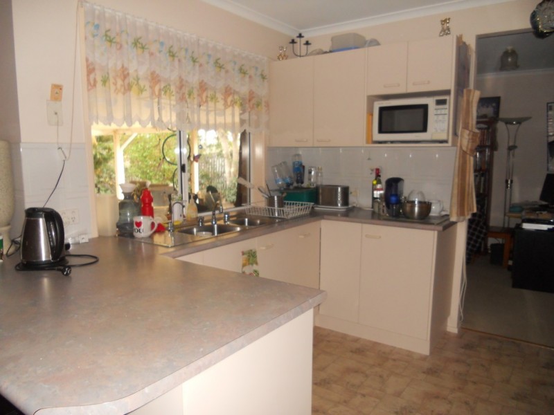 6 Waratah Way, Morayfield QLD 4506