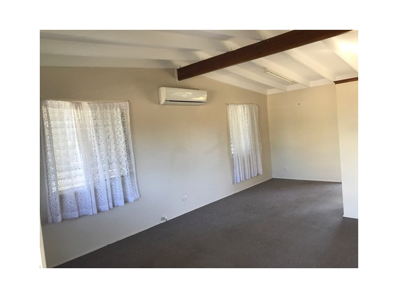 4 Inverness Court, Morayfield QLD 4506