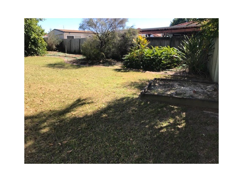 4 Inverness Court, Morayfield QLD 4506