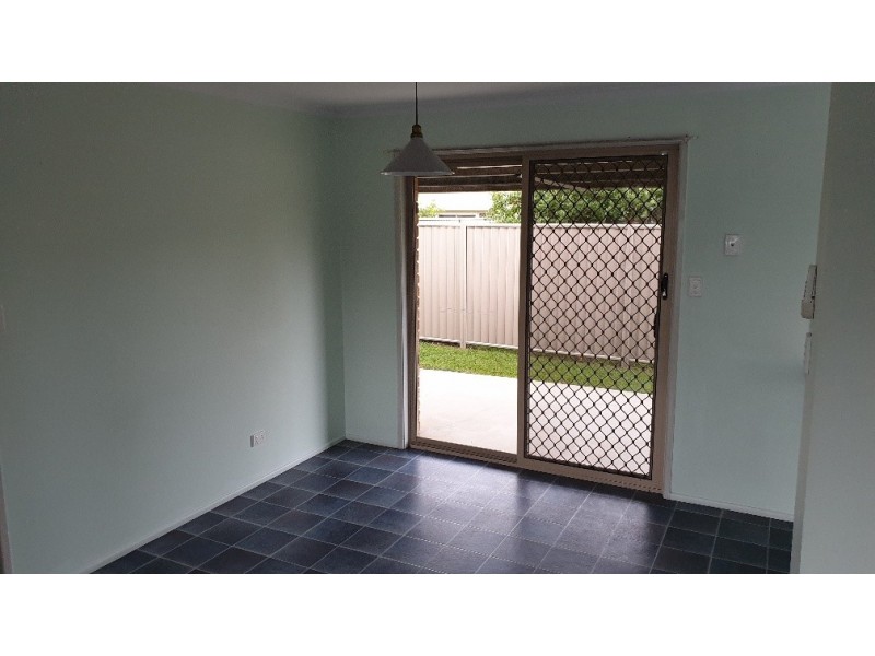 2/43 Grigor Street, Caboolture QLD 4510