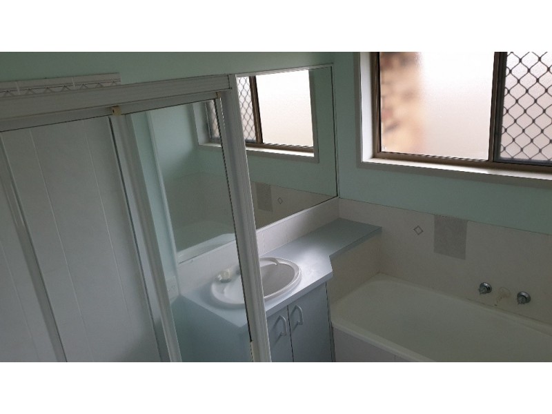 2/43 Grigor Street, Caboolture QLD 4510