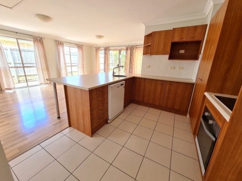 16 Murraya Drive, Morayfield QLD 4506