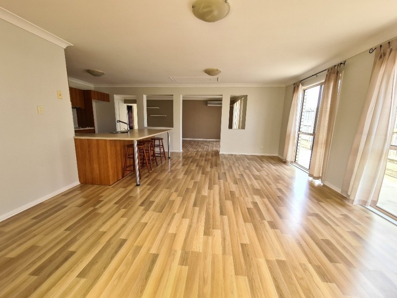 16 Murraya Drive, Morayfield QLD 4506