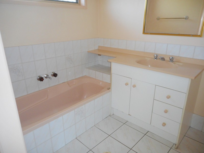 8 Maria Court, Morayfield QLD 4506