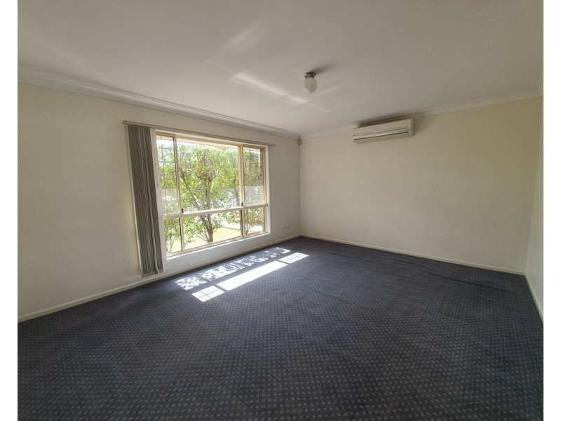 4 Toni Court, Morayfield QLD 4506